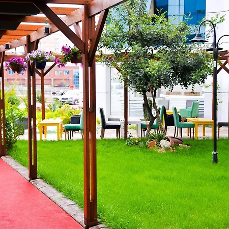 Отель Expo Park *