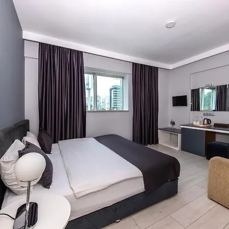 Expo Park Hotel *