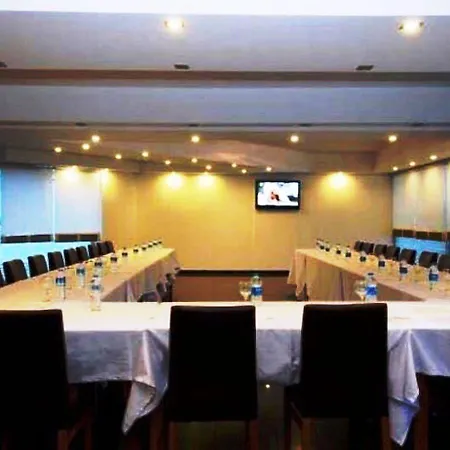 Hotel Expo Park *