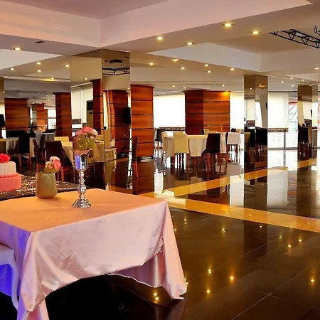 Hotel Expo Park *